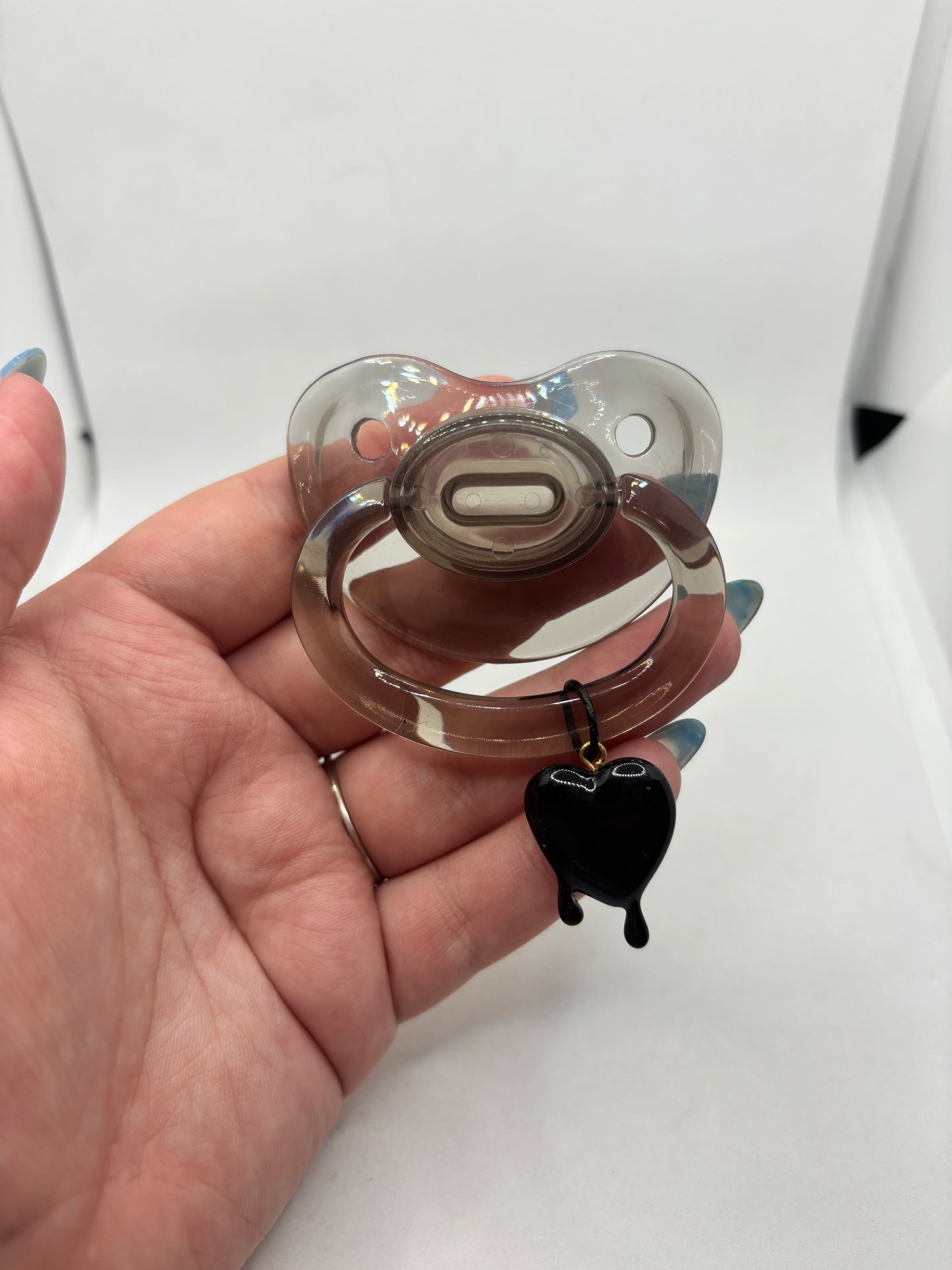 Simple Charm Pacis