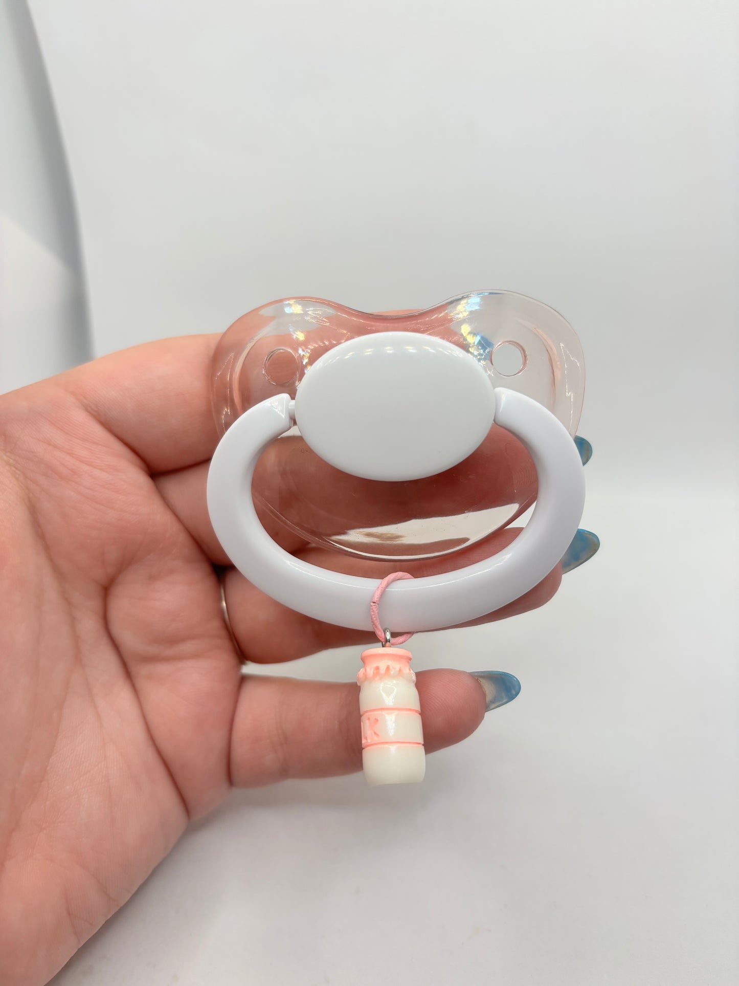 Simple Charm Pacis