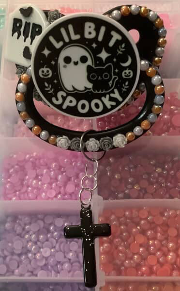 My Little Bunni Crafter’s Spooky Pacis 🎃