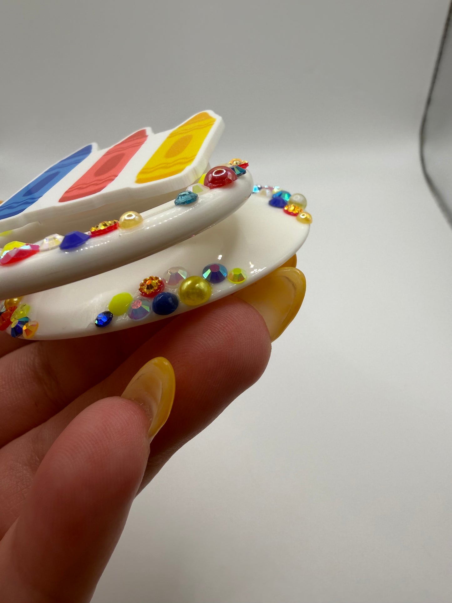 Primary Crayons Scatter Deco (Smile Pop Base)