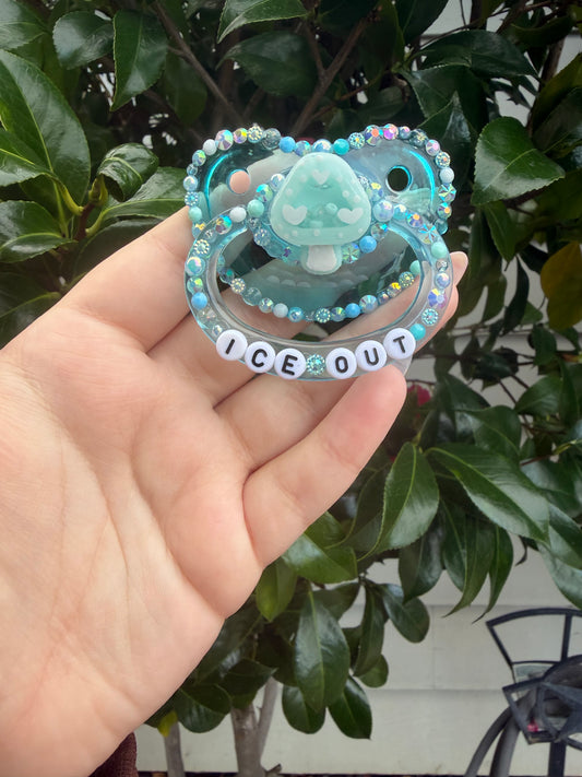“Ice Out” Mushie Simple Deco Paci