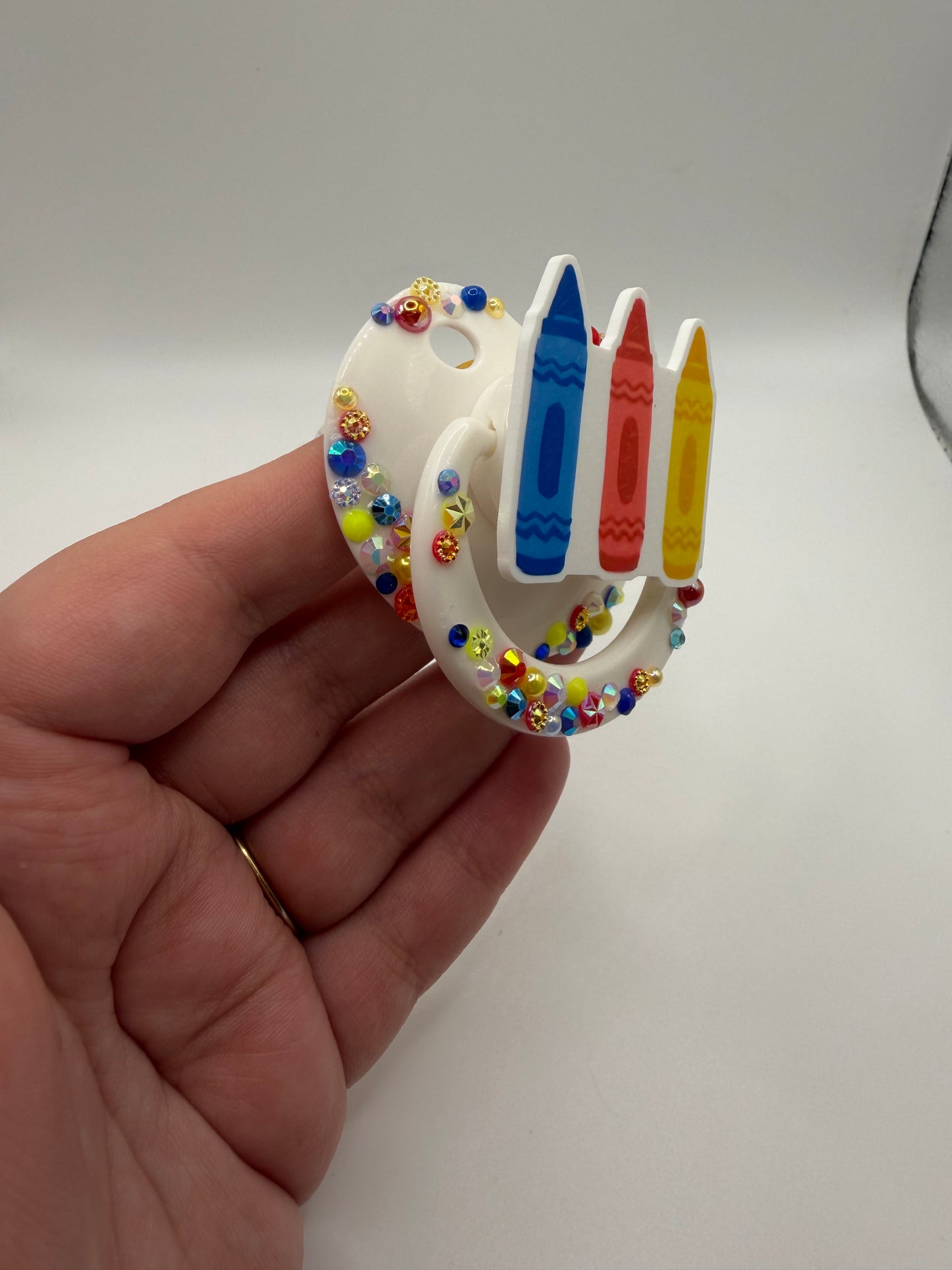 Primary Crayons Scatter Deco (Smile Pop Base)