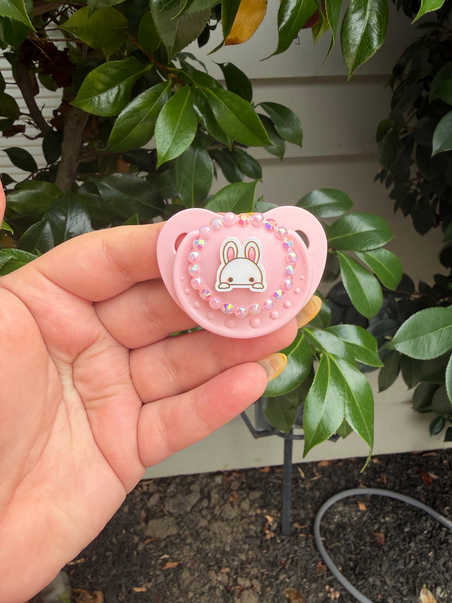 Small Shield Deco Pacis (Fundraiser!)