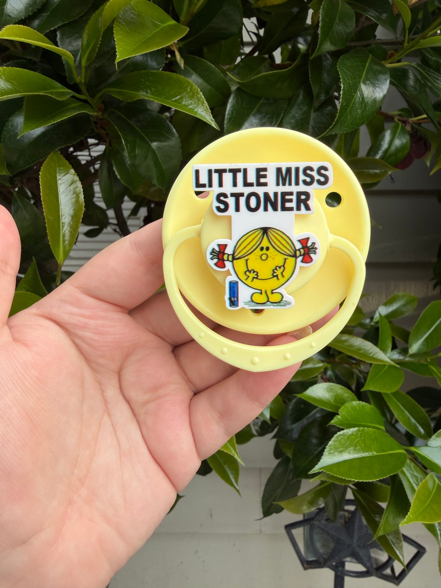 Little Miss Stoner Paci