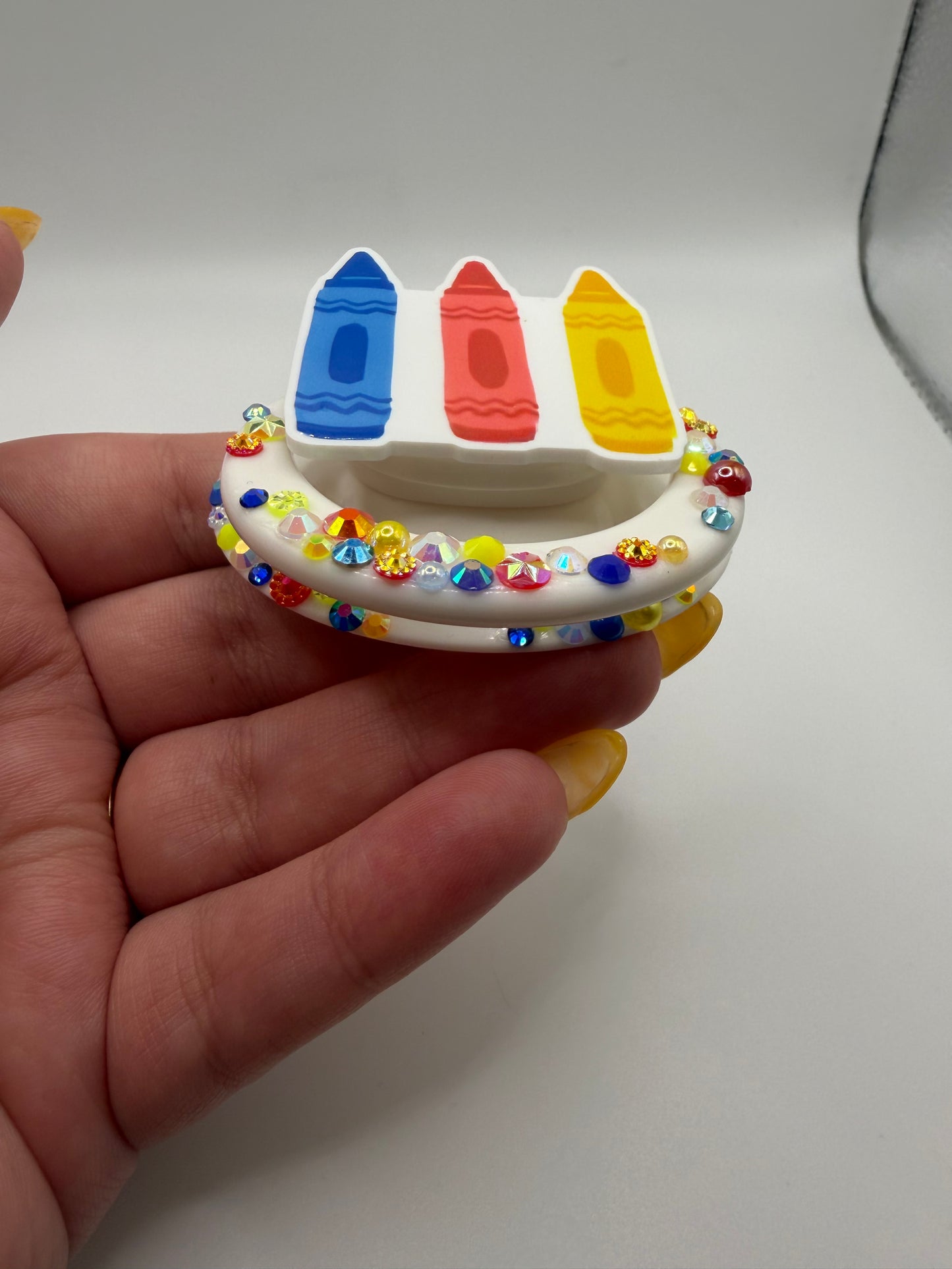 Primary Crayons Scatter Deco (Smile Pop Base)