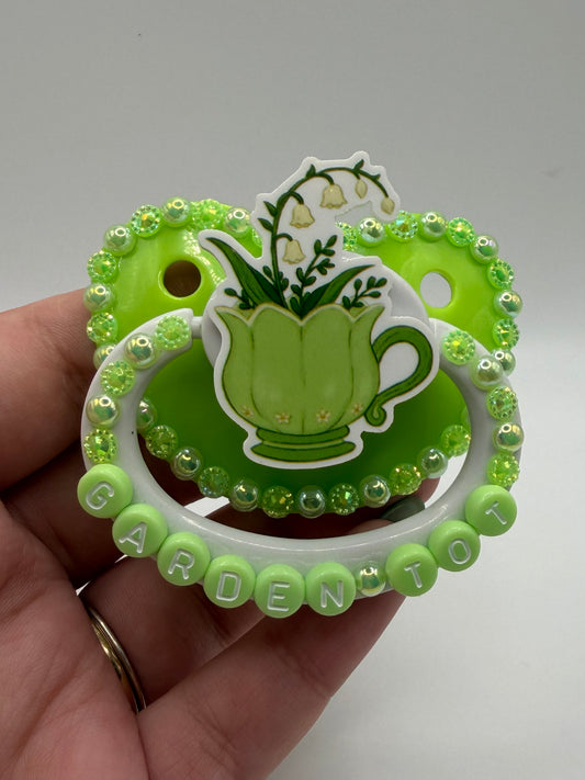 “Garden Tot” Simple Deco