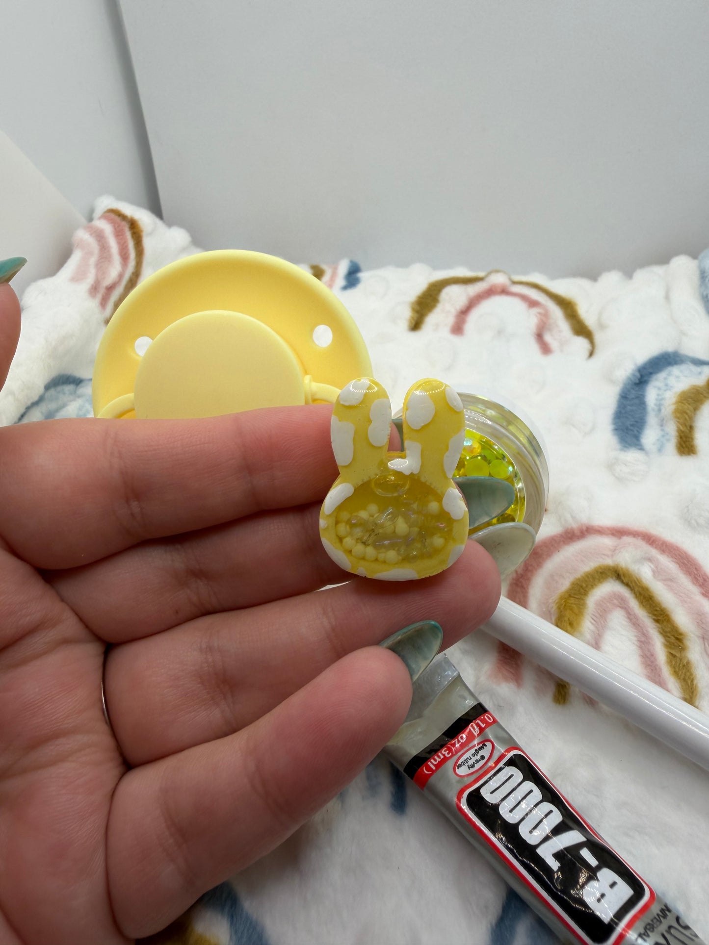 Yellow Bunny Shaker DIY Kit