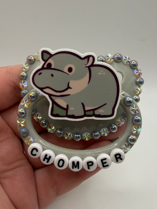 “Chomper” Simple Deco