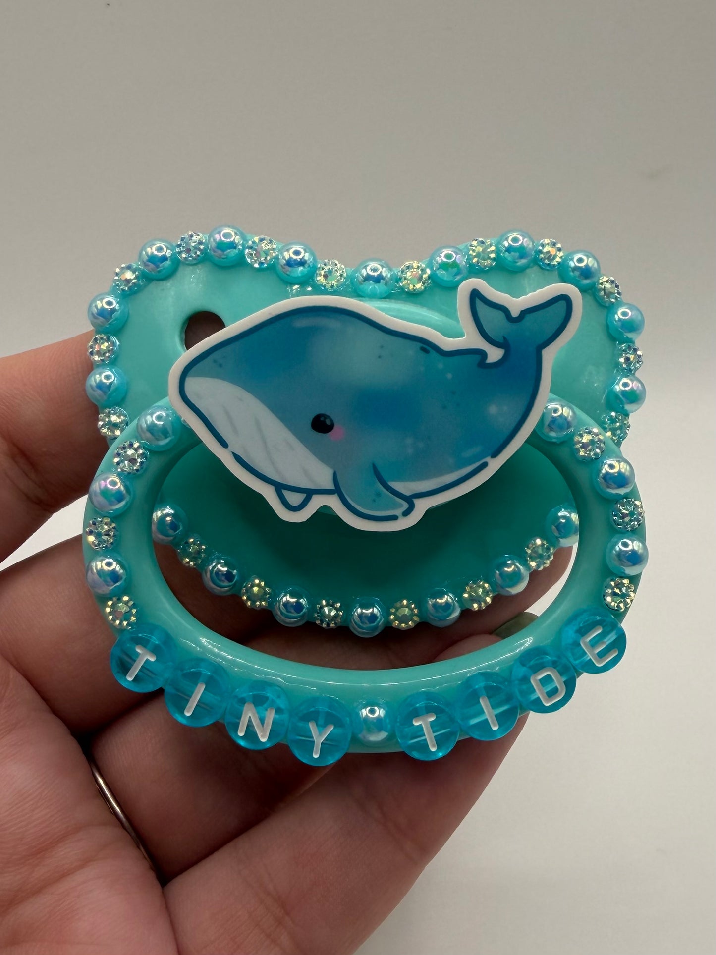 “Tiny Tide” Simple Deco