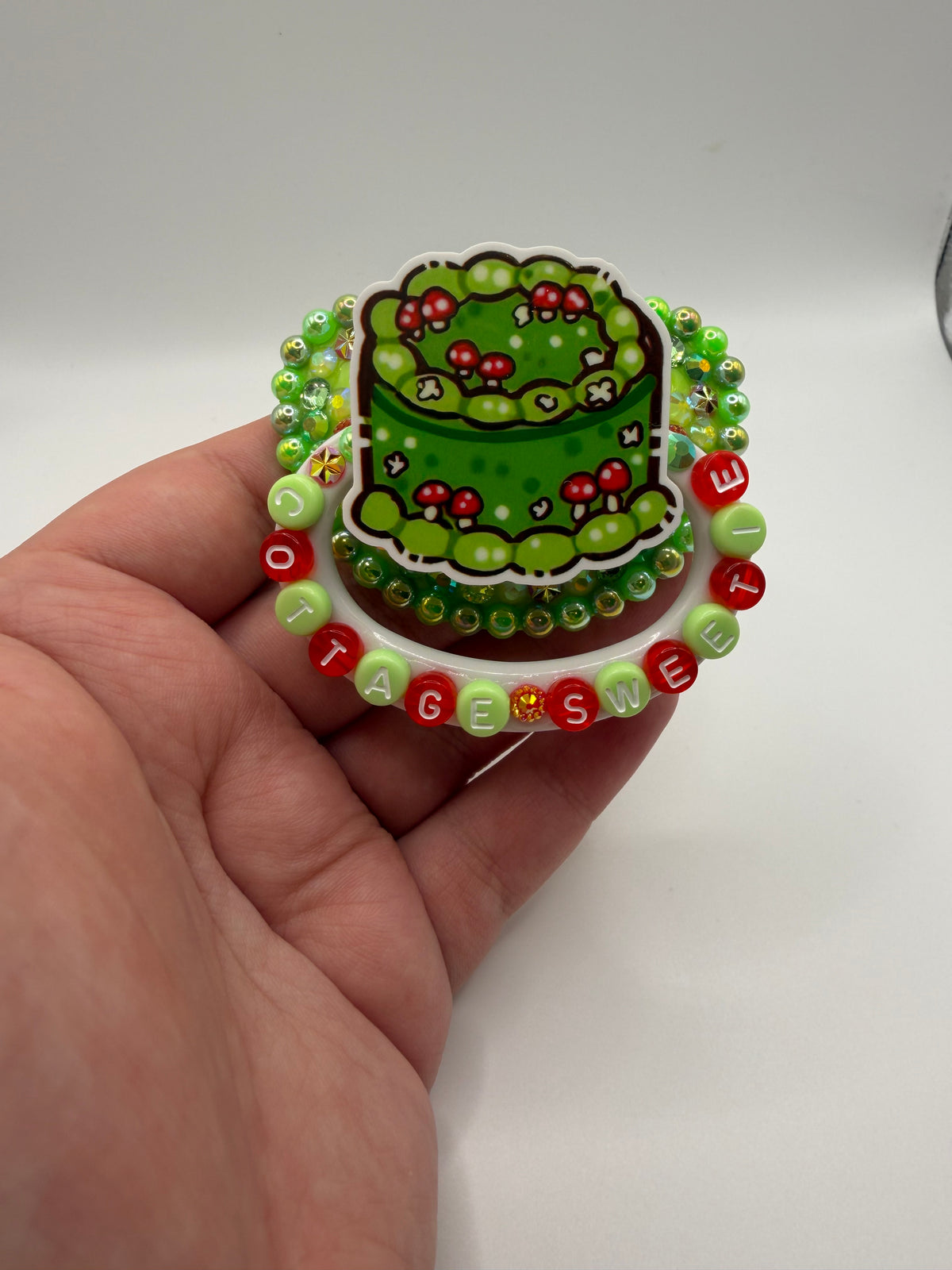 “Cottage Sweetie” Full Deco